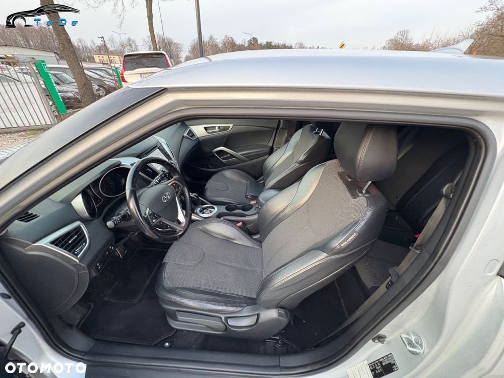 Hyundai Veloster 1.6 DCT Premium - 21