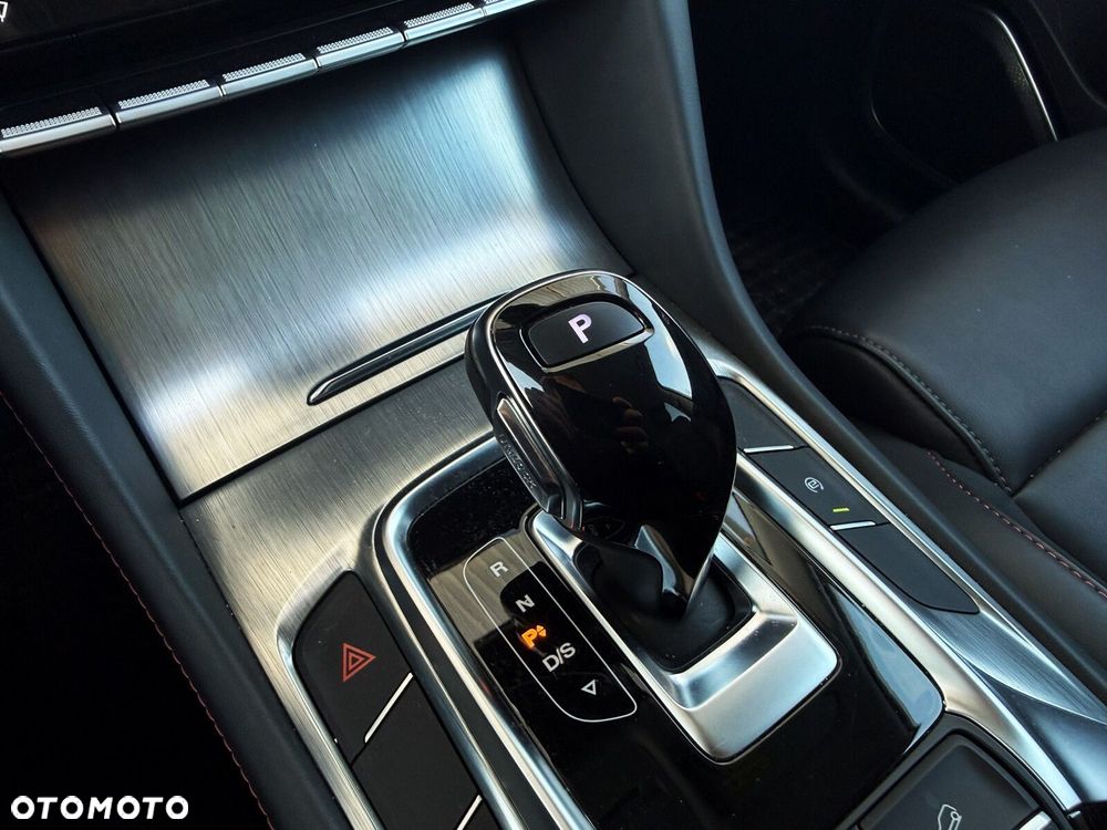 MG HS 1.5 T-GDI Excite DCT - 24