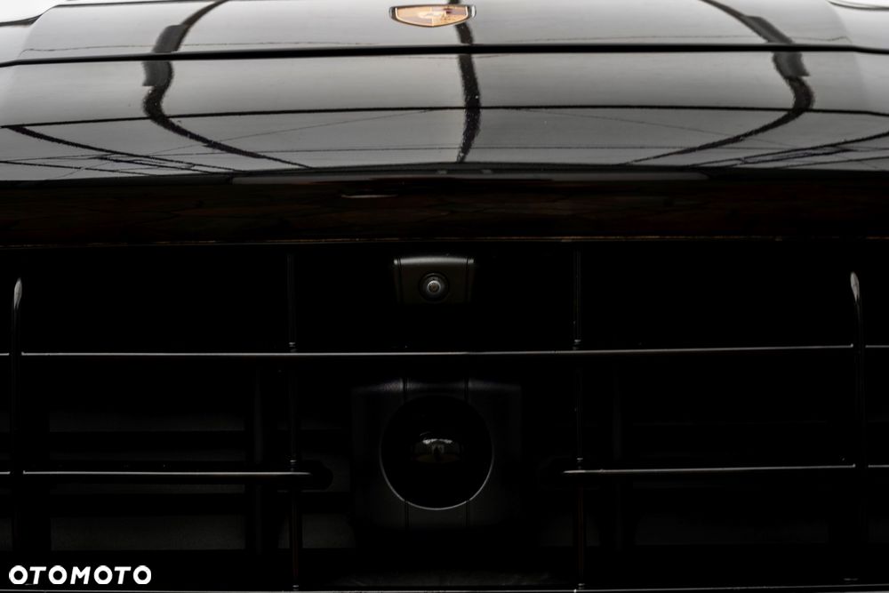 Porsche Cayenne - 15