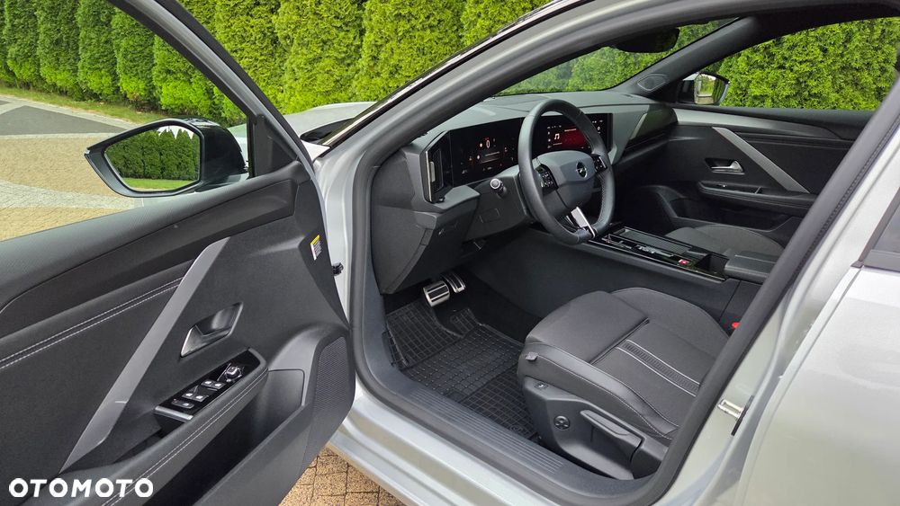 Opel Astra VI 1.2 T GS Line S&S - 10