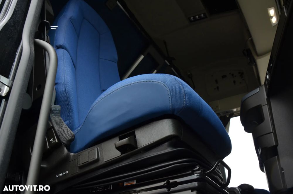 Volvo FH 500 NEW / EURO 6 / 2023r. / KLIMA P. / FULL LED / ACC / WAGA / NAVI / KAMERA / DE / 8800 - 19
