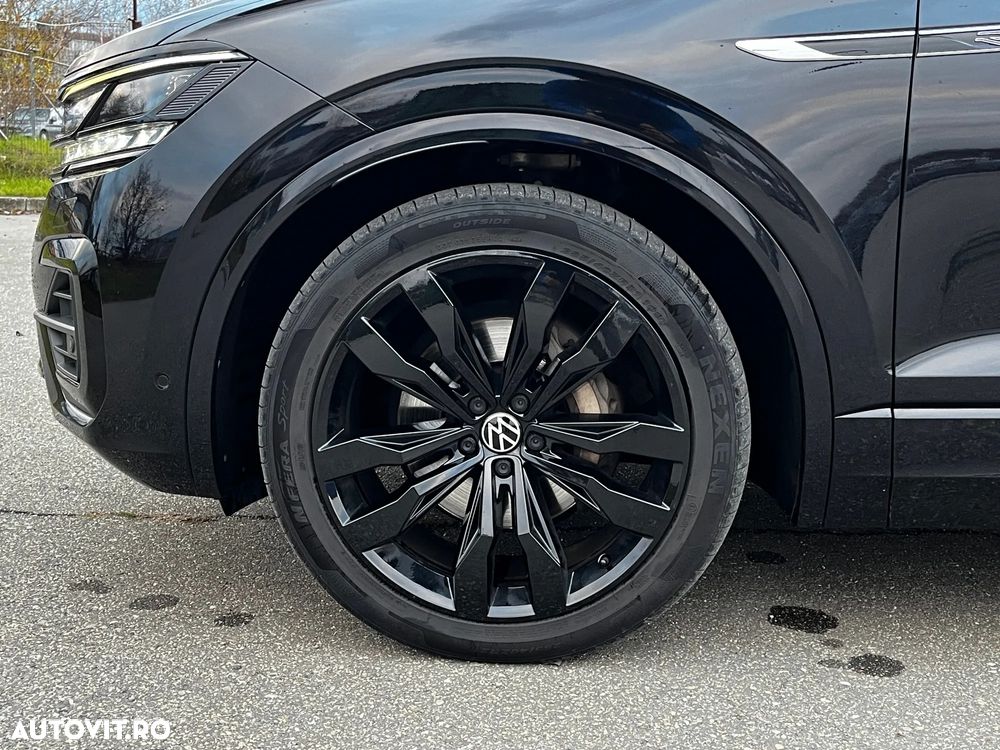 Volkswagen Touareg V6 TDI 4MOTION R-Line - 30