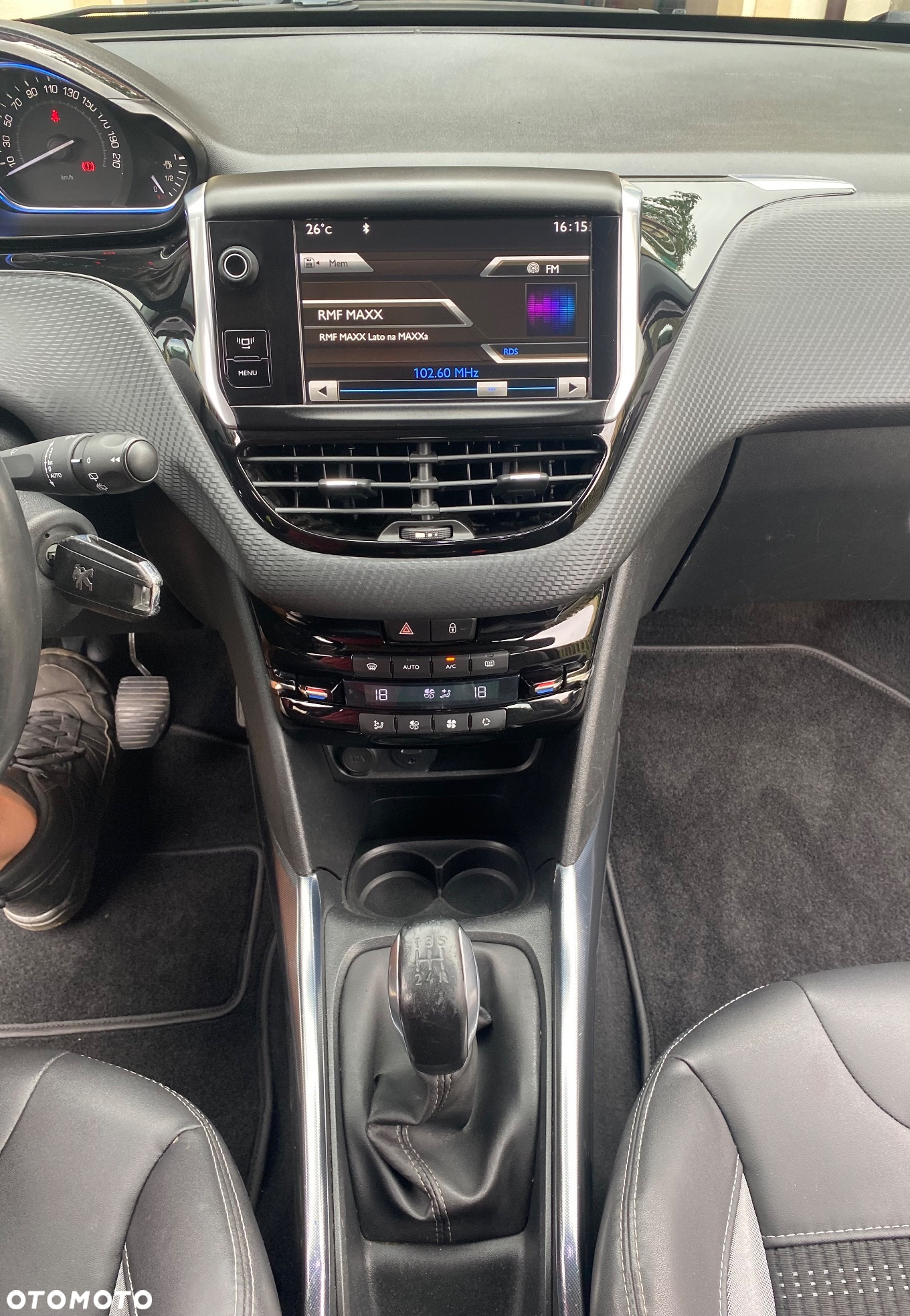 Peugeot 2008 1.6 VTi Allure - 25