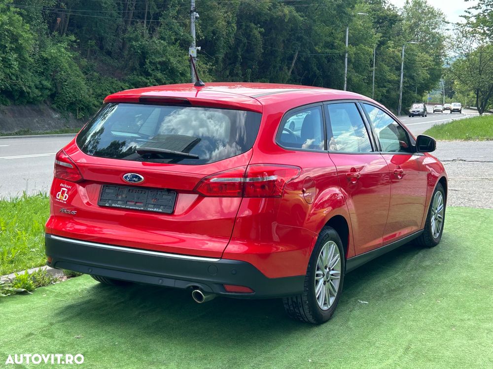Ford Focus - 5