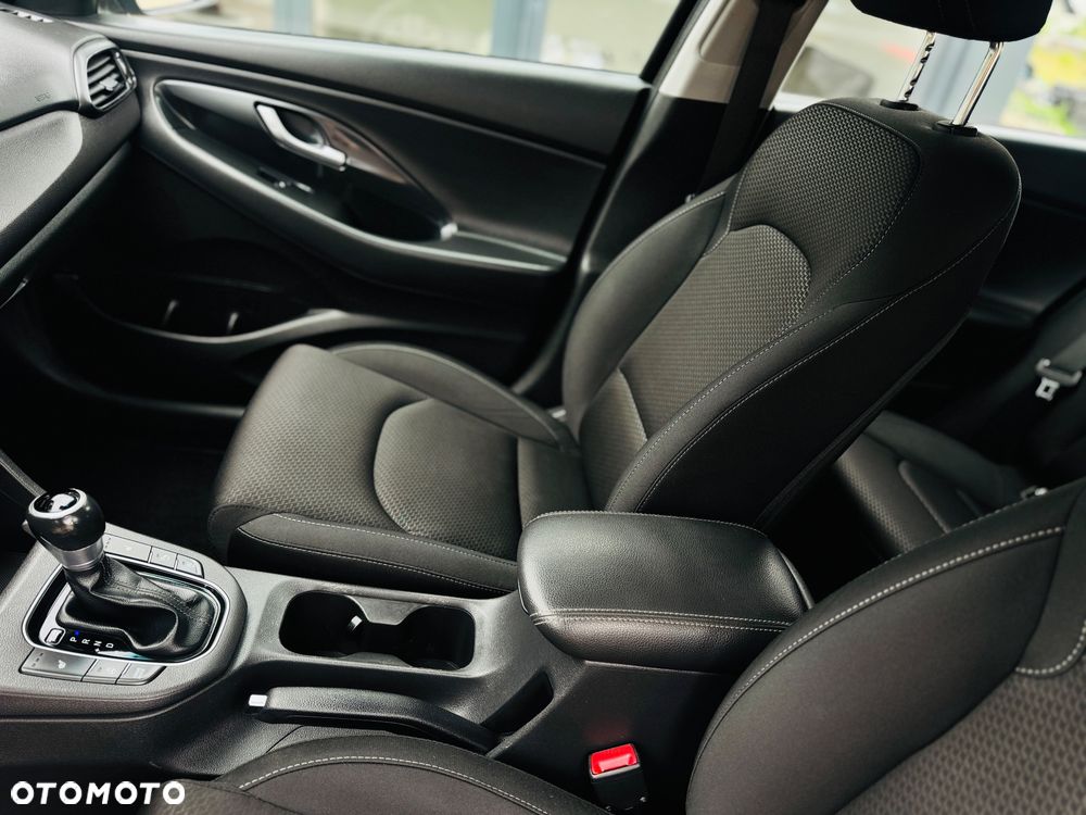 Hyundai i30 1.6 CRDI DCT Premium - 10