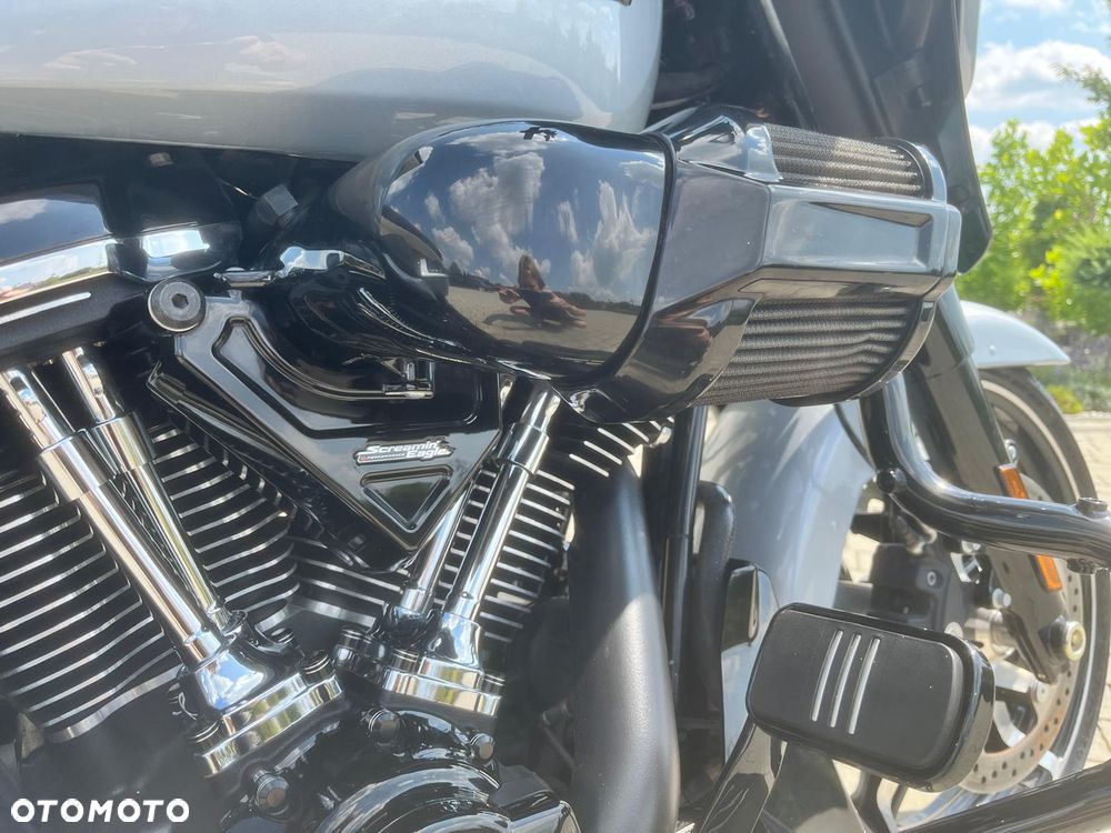 Harley-Davidson Touring Street Glide - 8
