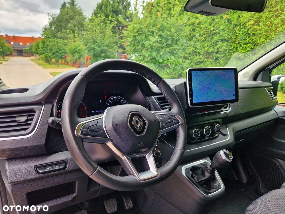 Renault Trafic 2.0 dCi - 27