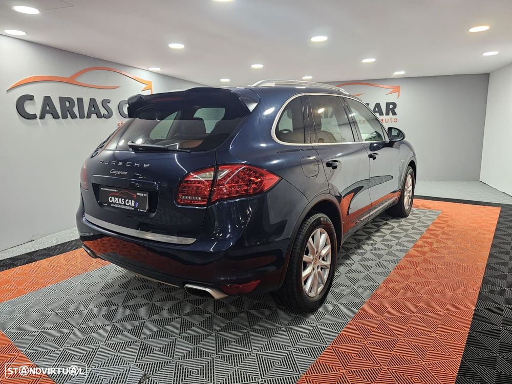 Porsche Cayenne - 6