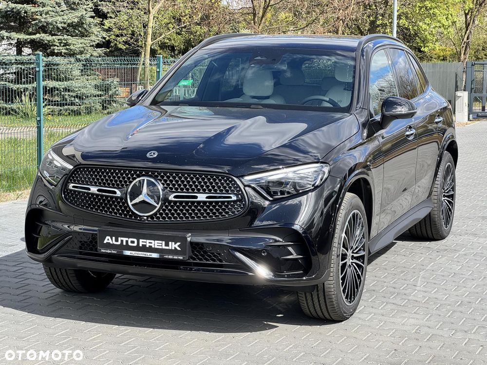 Mercedes-Benz GLC 300 e PHEV 4-Matic AMG Line - 4