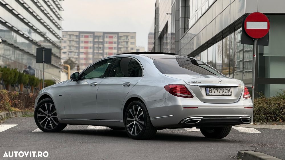 Mercedes-Benz E 300 - 39