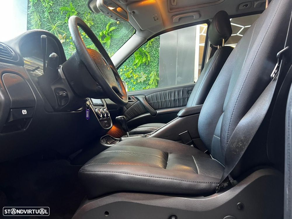 Mercedes-Benz ML 270 - 7