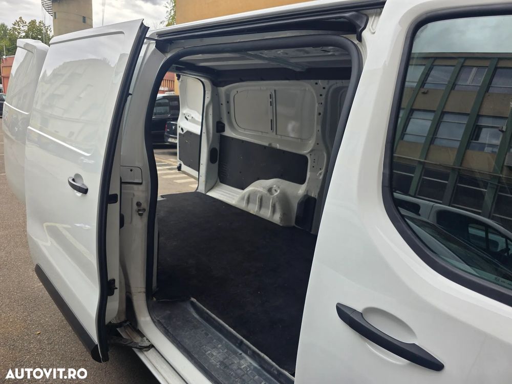 Opel Vivaro - 12