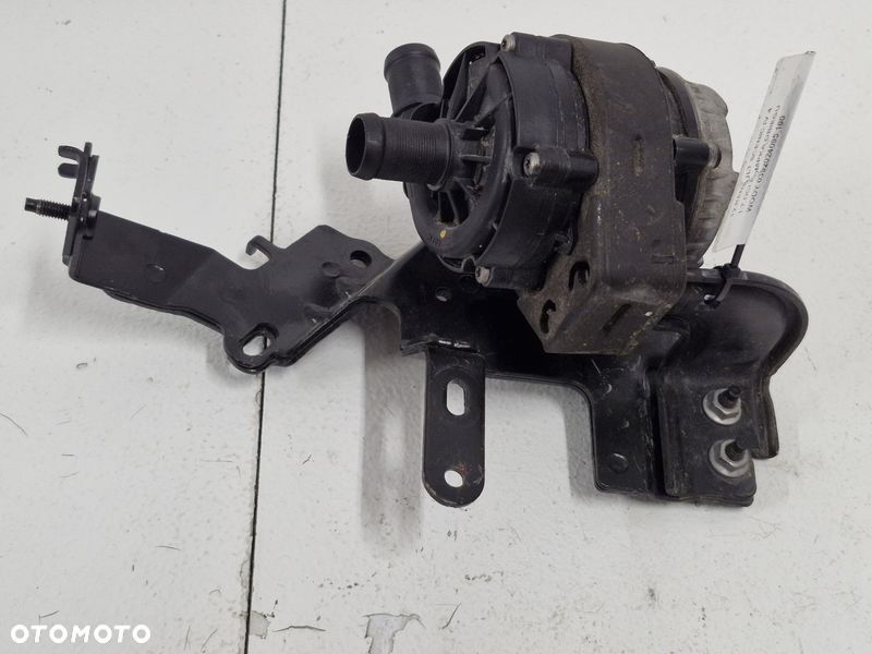 RENAULT SCENIC IV 4 1.7 DCI POMPKA OBIEGU WODY 0392024095 - 3