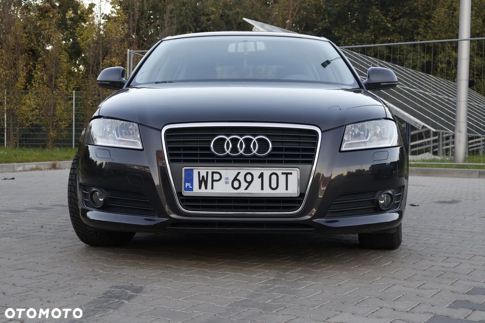 Audi A3 Sportback 1.6 Attraction - 3