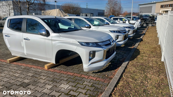 Mitsubishi L200 kabina, karoseria kompletna wraz z osprzętem. NOWA RP2021