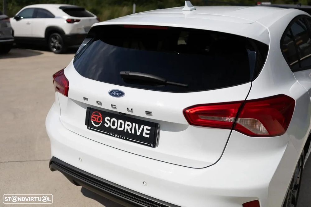 Ford Focus 1.0 EcoBoost S&S ST-LINE - 30