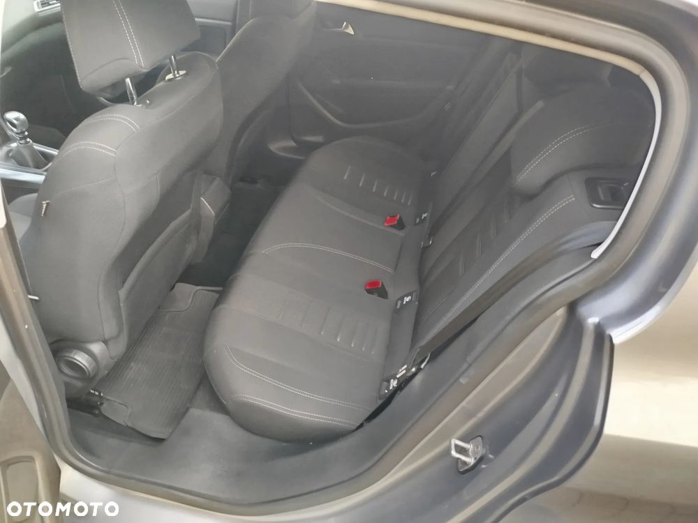 Peugeot 308 1.6 THP Allure - 21