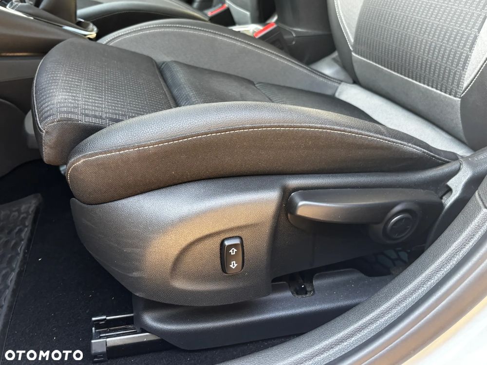 Opel Astra - 12