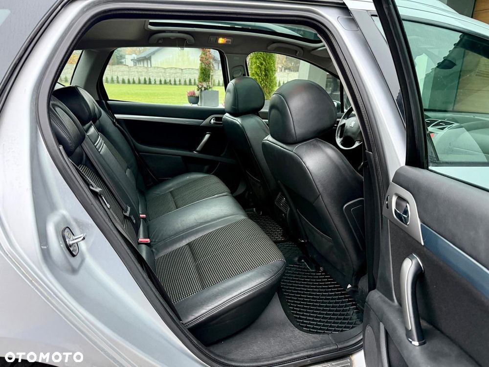 Peugeot 407 - 22