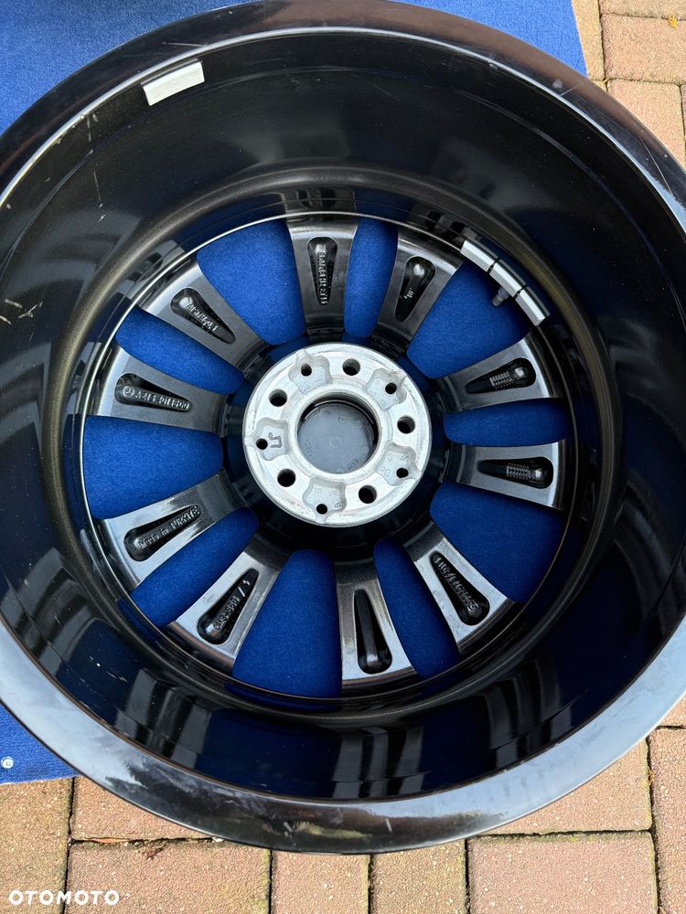 Felgi 18” Mercedes E Klasa 8” ET43 5x112 z czujnikami ciśnienia – 66,6 otwór - 9