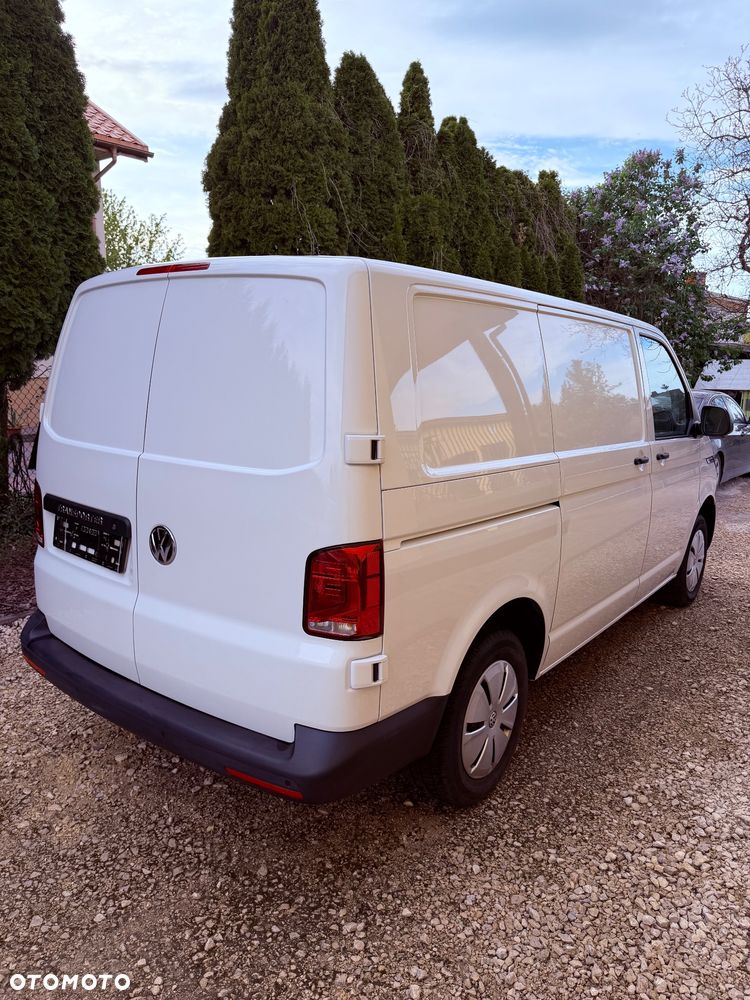 Volkswagen Transporter - 9
