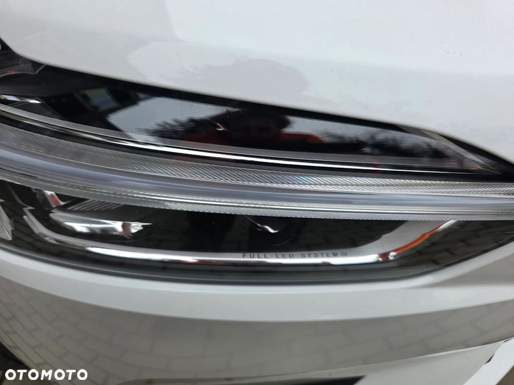 Volvo XC 60 T4 Momentum Pro - 16