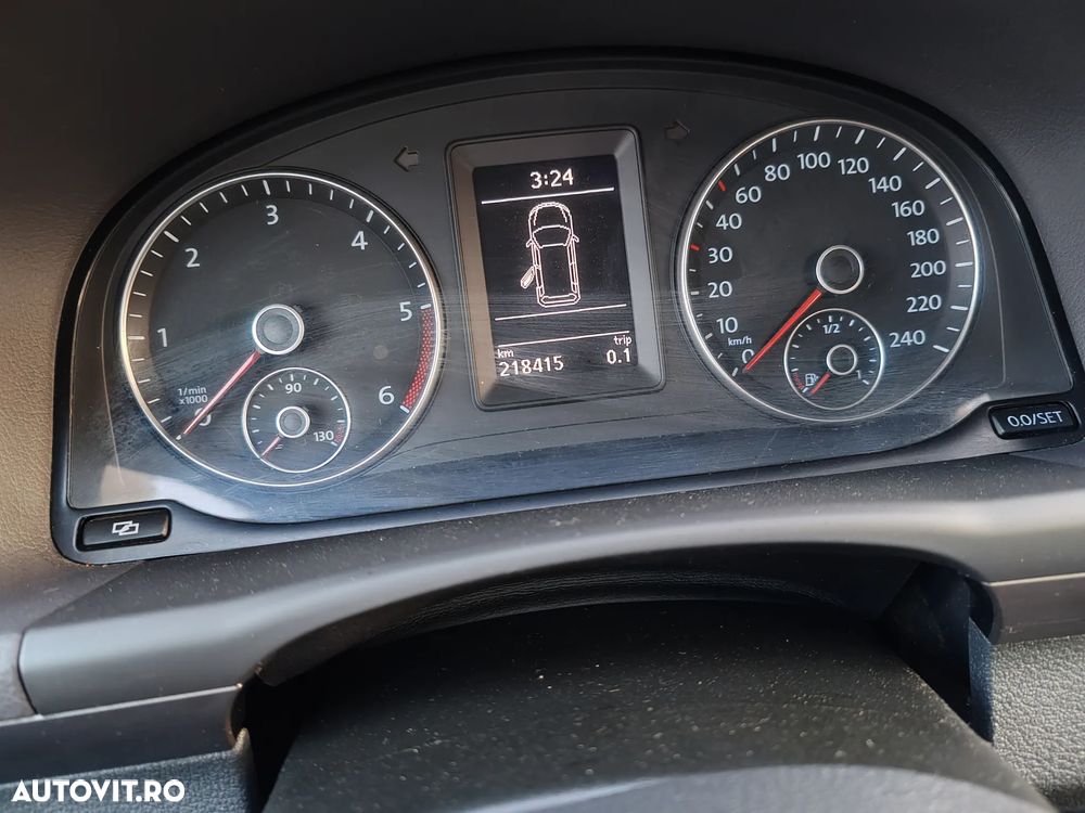 VOLKSWAGEN Touran 2010 — imagine 7