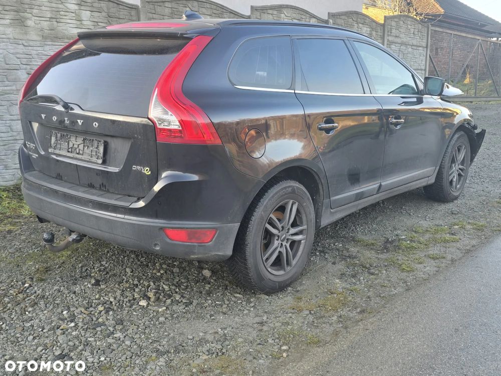 Volvo XC 60 DRIVe Momentum - 4