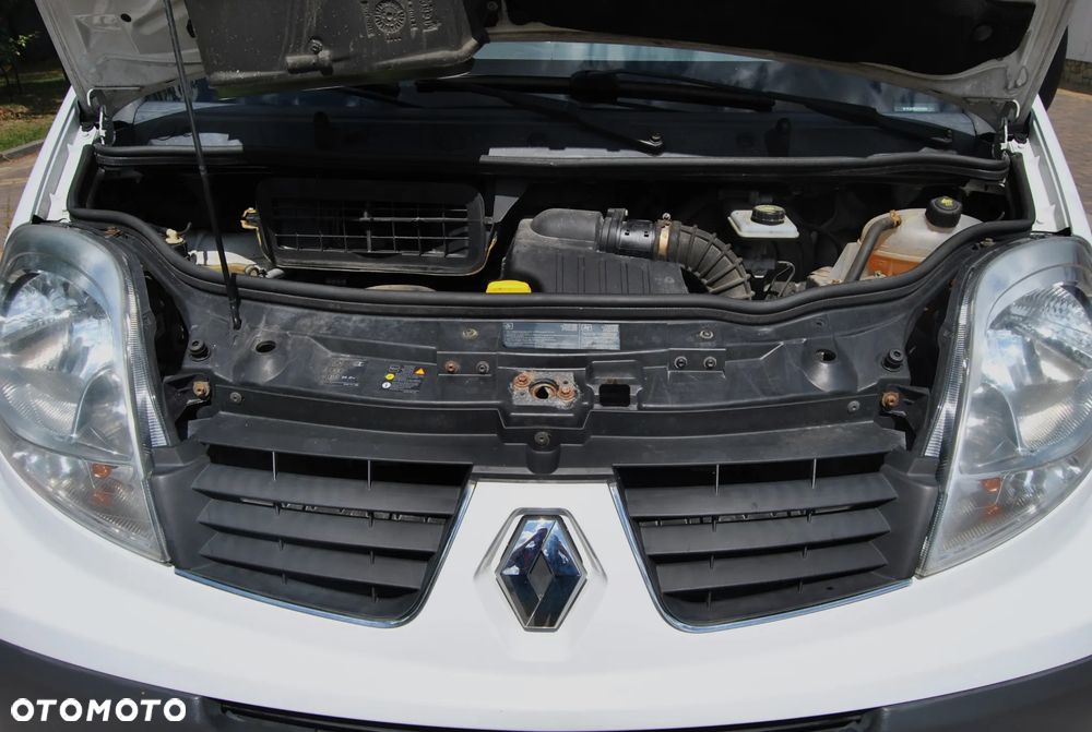 Renault Trafic - 10