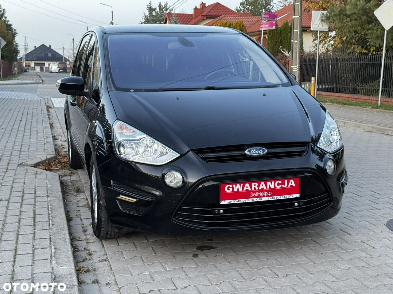 Ford S-Max - 11