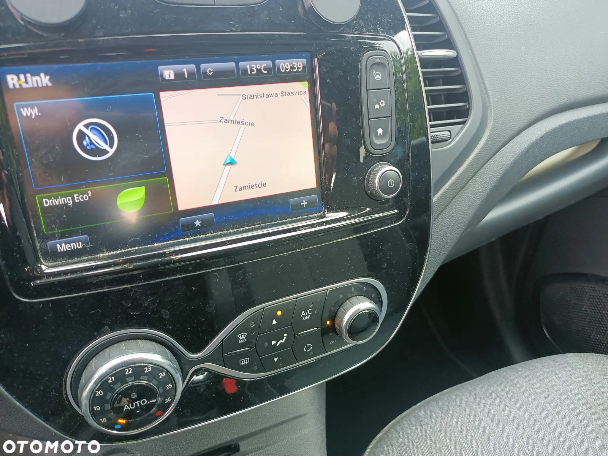 Renault Captur - 15