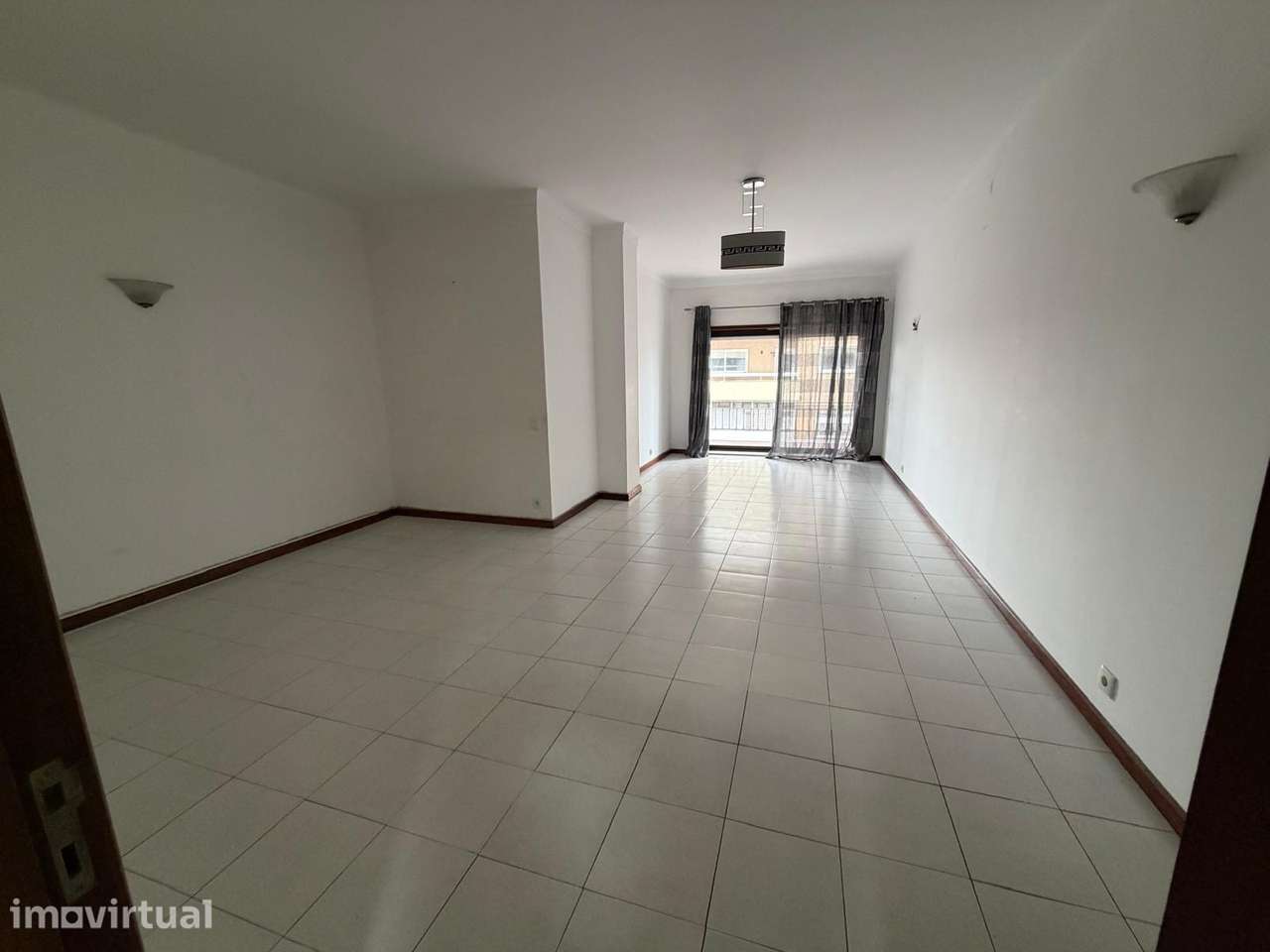 Apartamento T3 com varanda e elevador em Barcelos - Grande imagem: 4/4