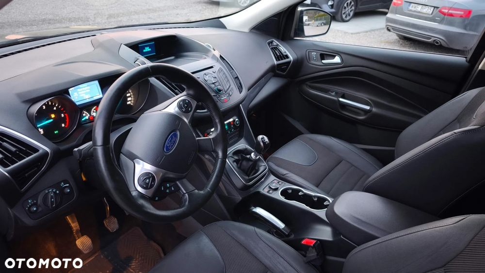 Ford Kuga 2.0 TDCi 4x4 Titanium - 6