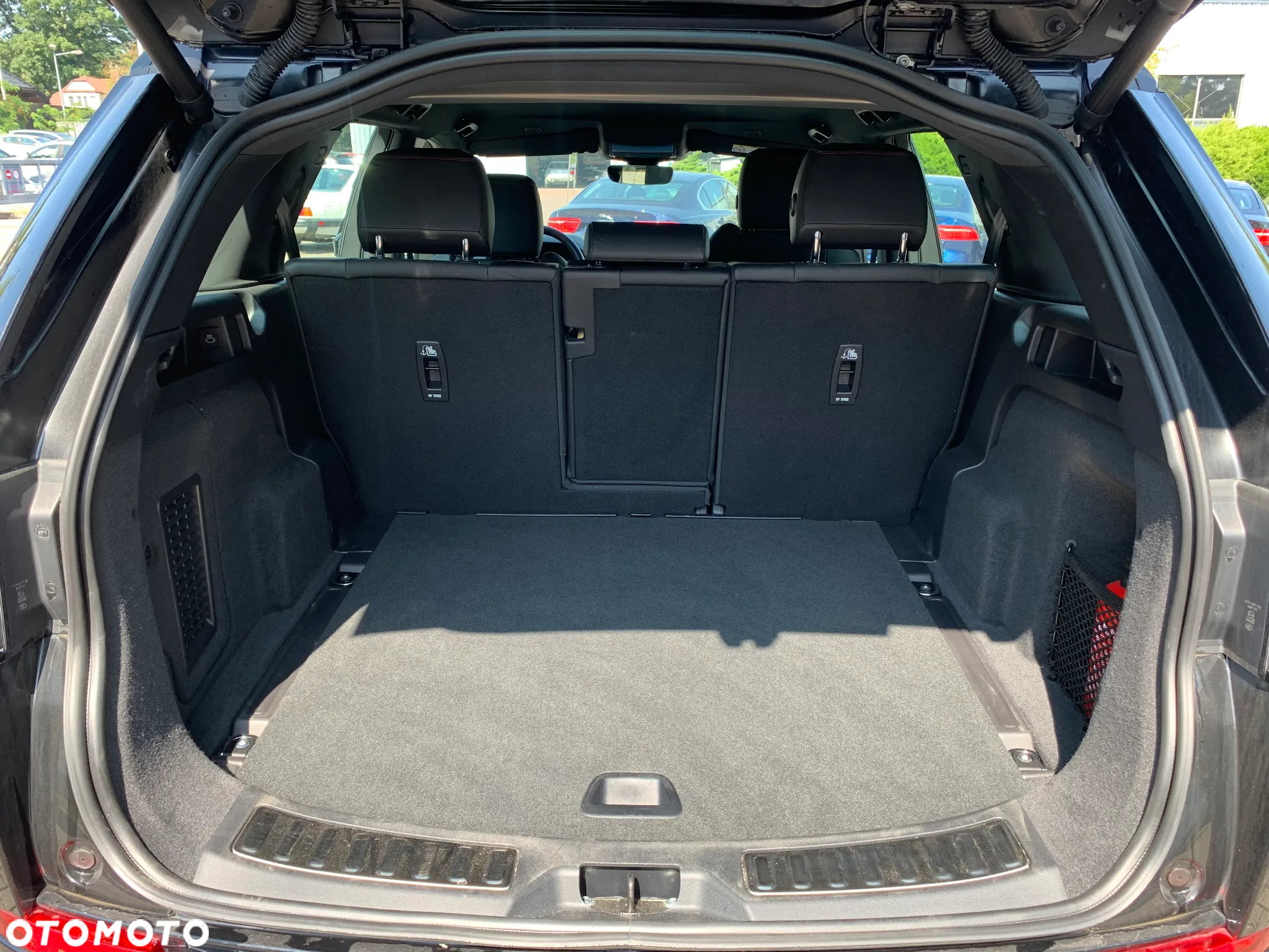Land Rover Discovery Sport - 25