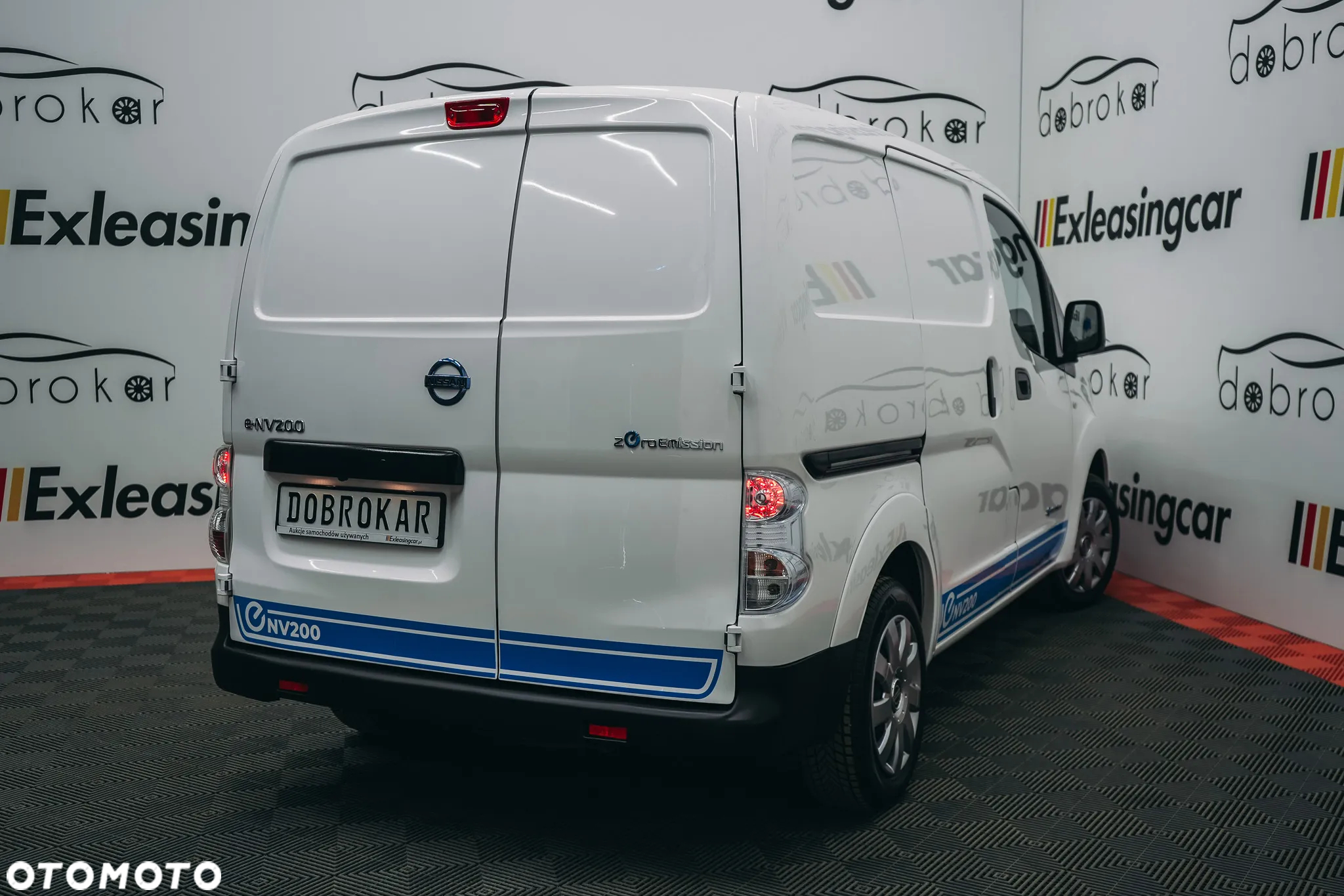 Nissan e-NV200 - 13