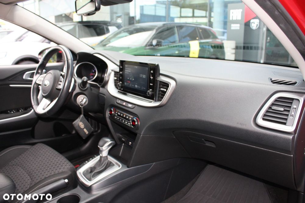 Kia XCeed 1.4 T-GDI M DCT - 19