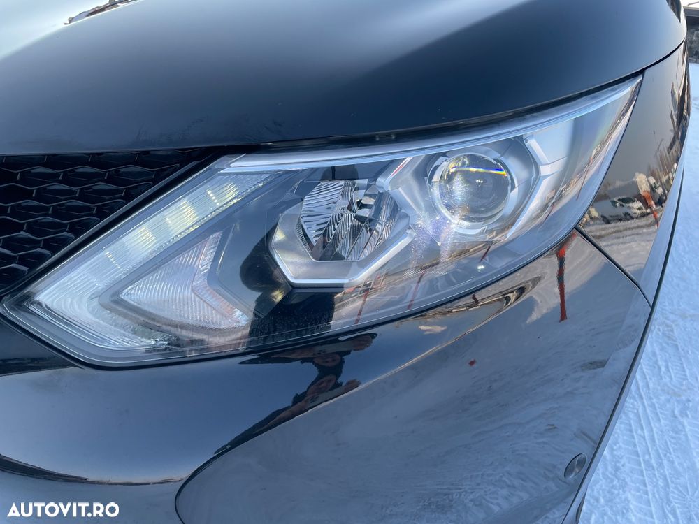 Nissan Qashqai 1.6 DCI Xtronic TEKNA - 4