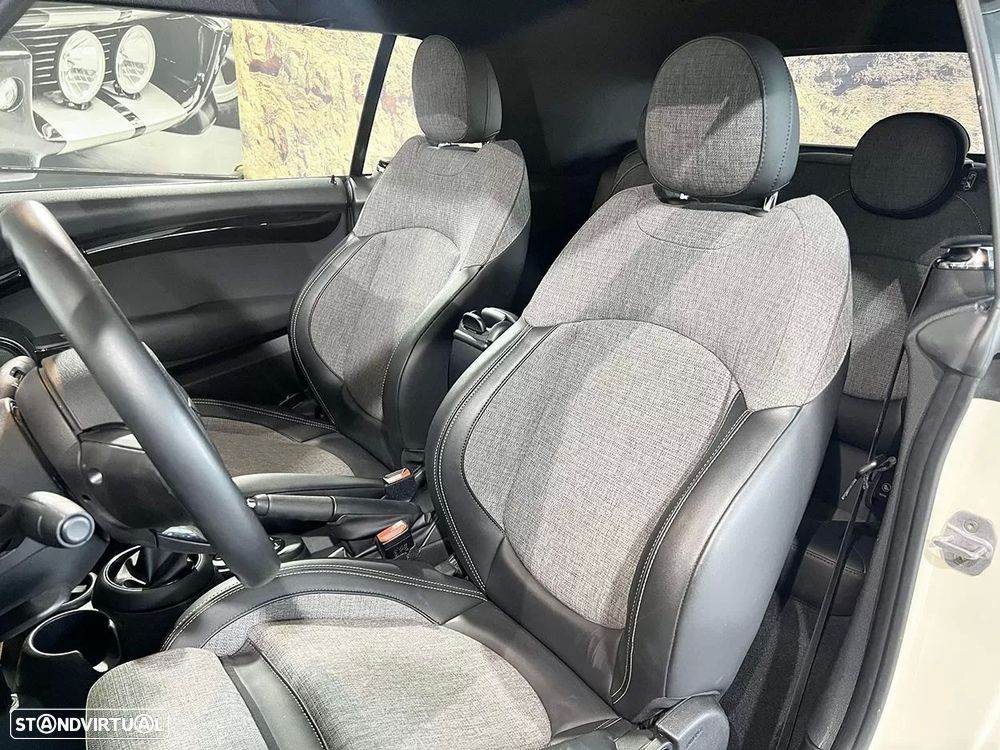 MINI Cabrio One Classic - 11