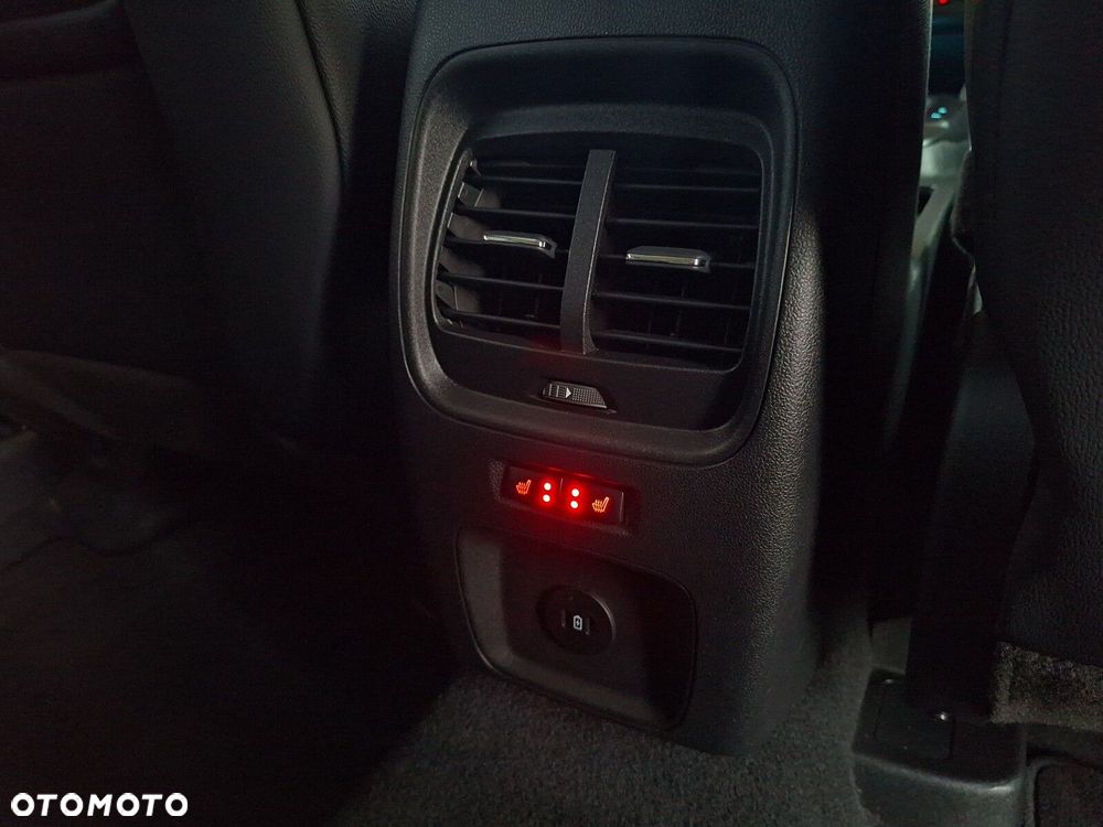 Ford Kuga 1.5 EcoBoost FWD Titanium X - 39