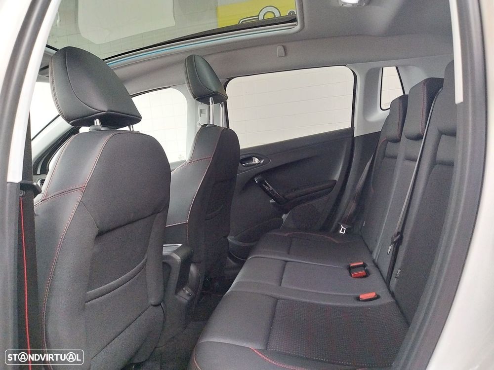 Peugeot 2008 1.2 PureTech GT Line - 8