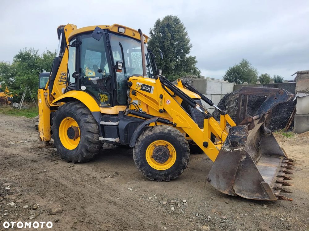 JCB 3CX