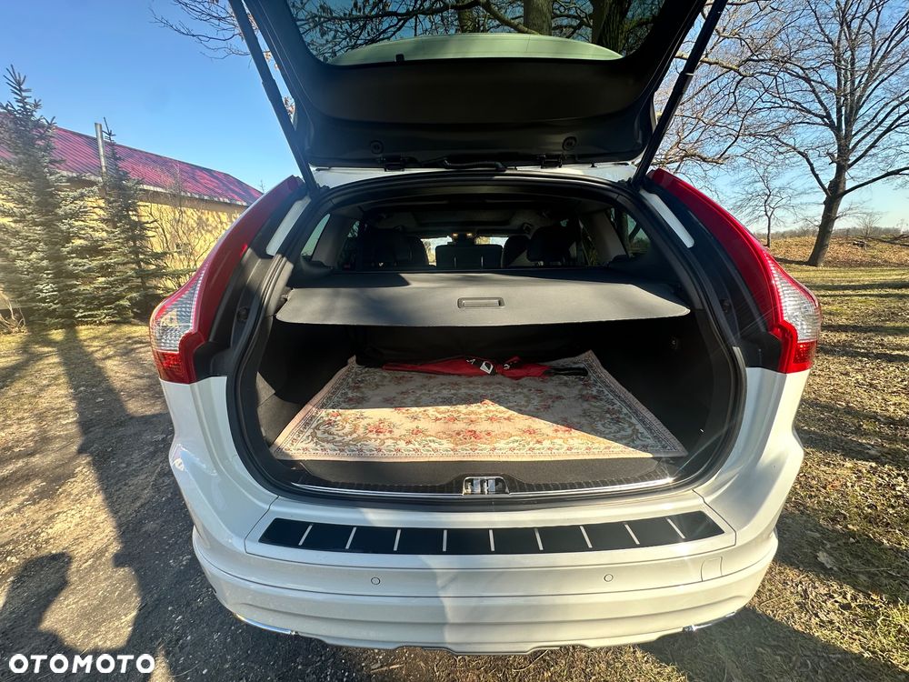 Volvo XC 60 D4 Geartronic Summum - 27