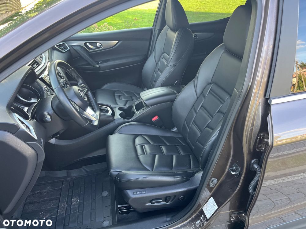 Nissan Qashqai 1.2 DIG-T Xtronic TEKNA+ - 14
