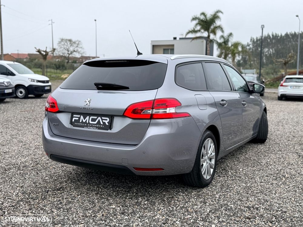 Peugeot 308 SW - 8