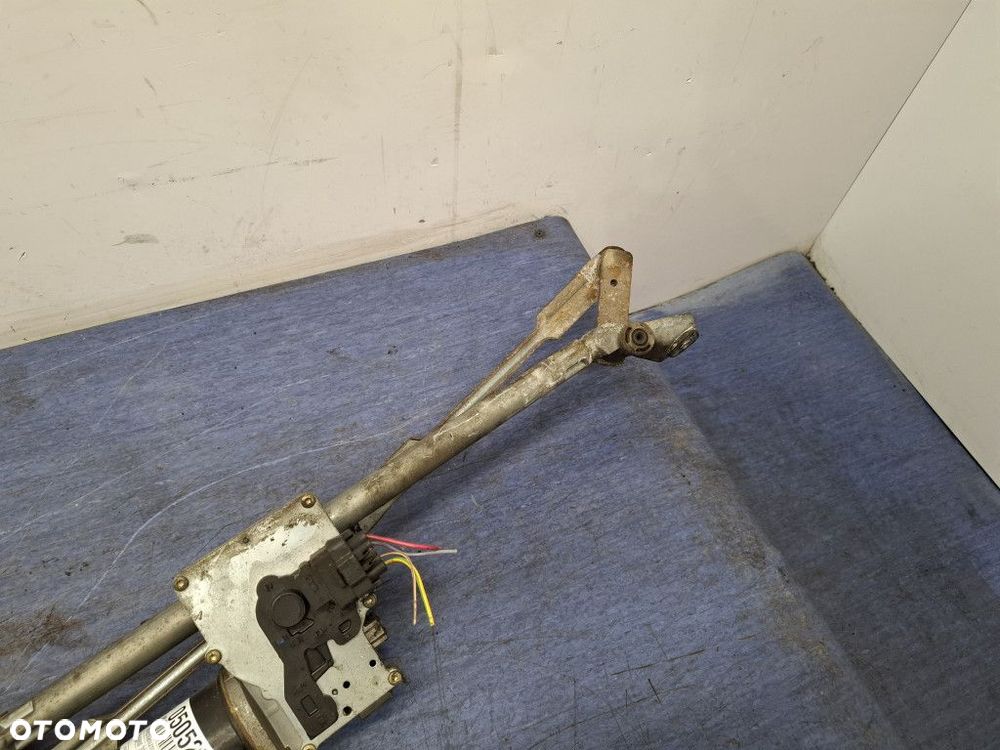 PEUGEOT 307 2.0 HDI MECHANIZM SILNICZEK WYCIERACZEK PRZÓD 404.638 - 11