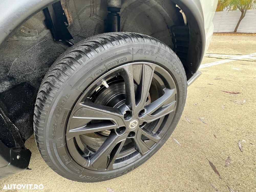 Nissan Juke 1.2L DIG-T Start/Stop Tekna - 10