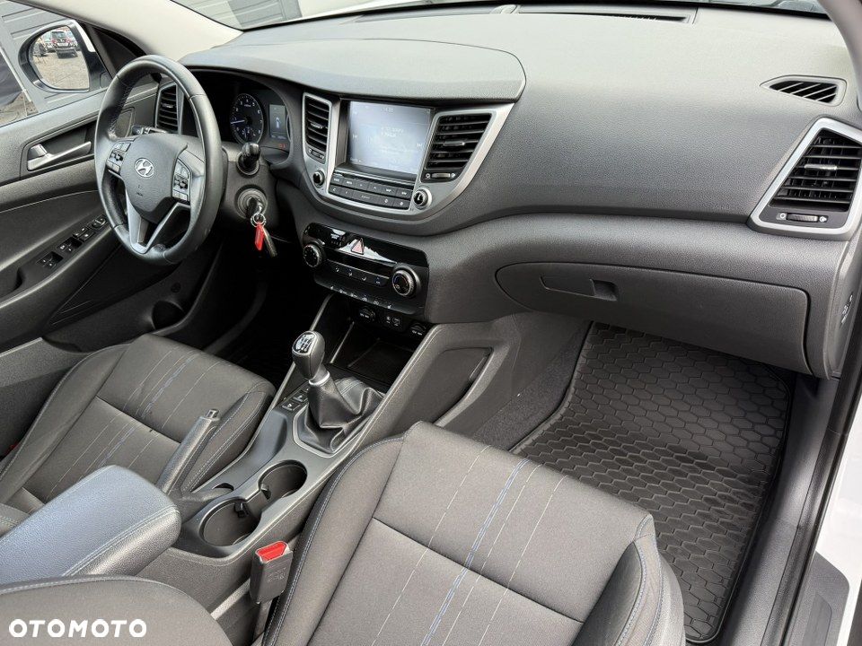 Hyundai Tucson blue 1.6 GDi 2WD Intro Edition - 29