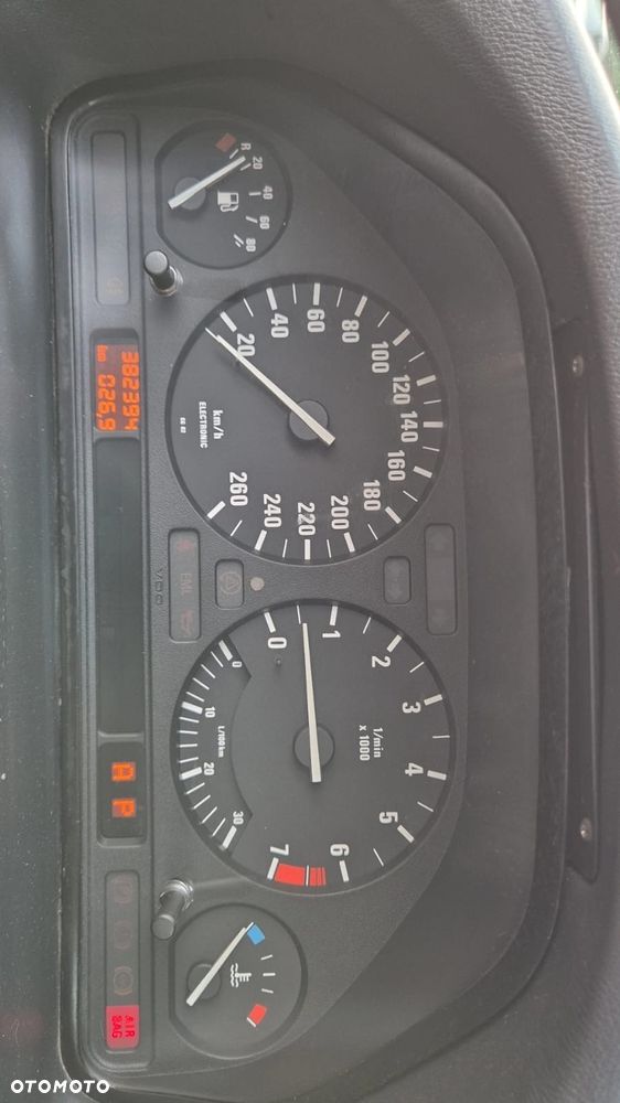 BMW Seria 5 - 25