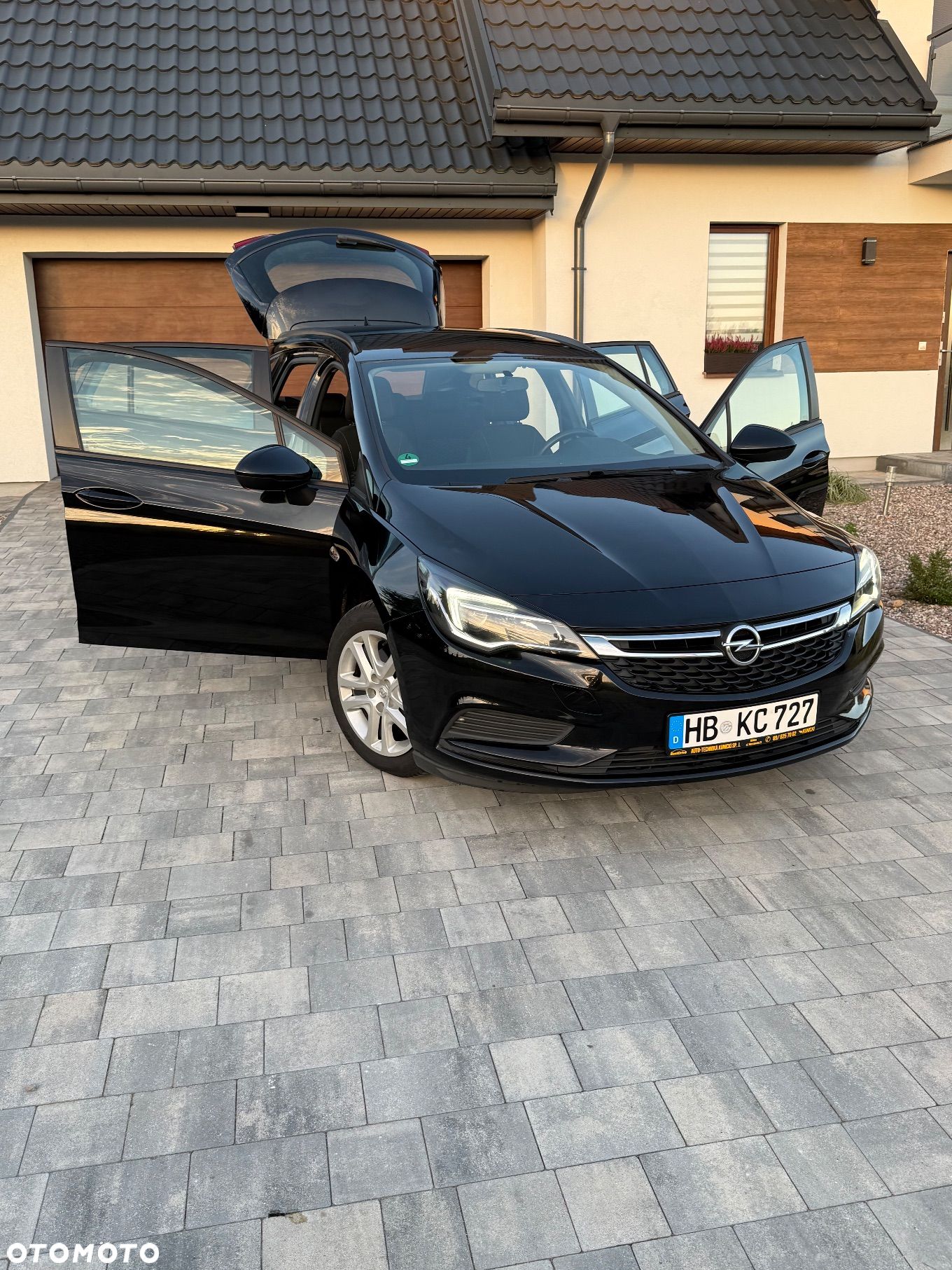 Opel Astra 1.6 D (CDTI) Start/Stop Sports Tourer Business - 1