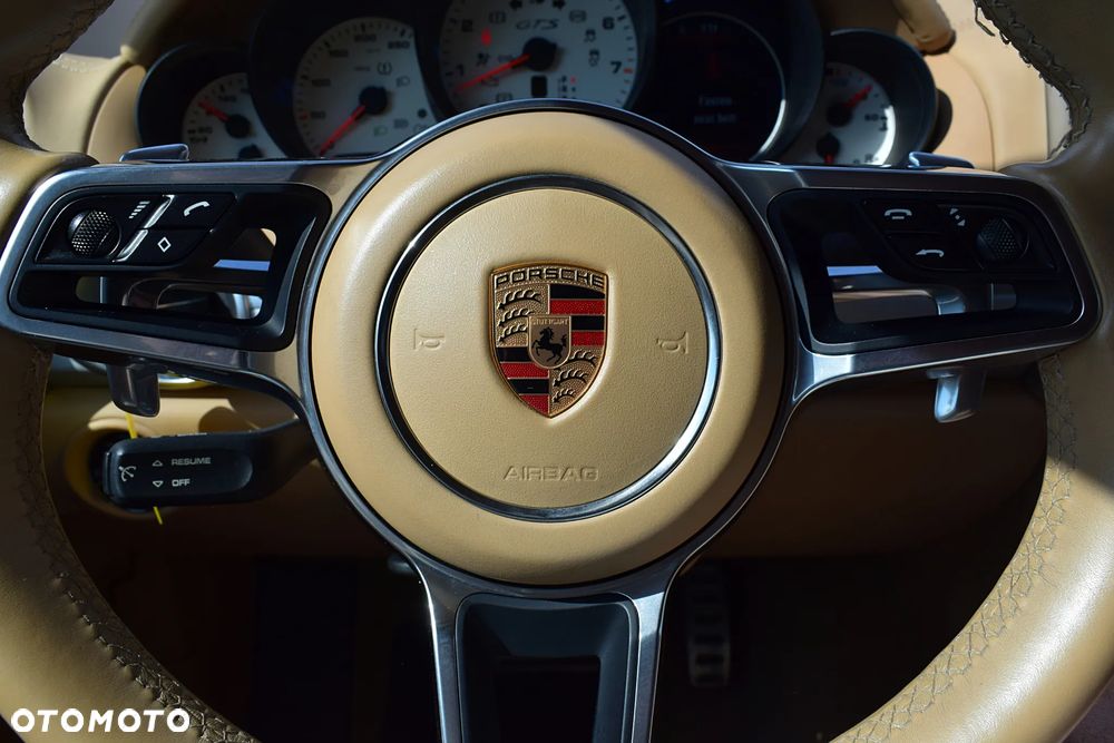 Porsche Cayenne GTS - 13